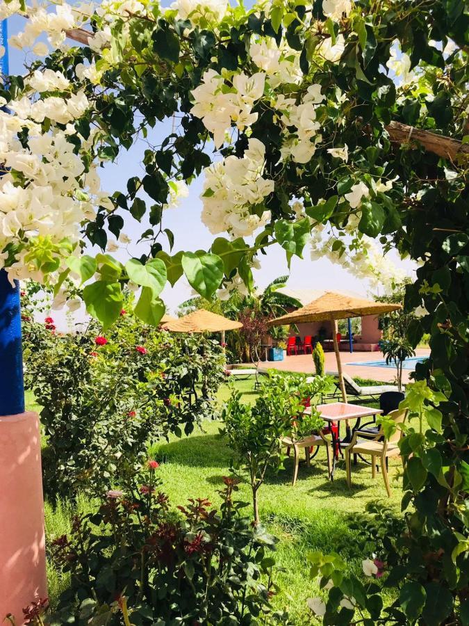 Kenza -ezzaouak- منتزه الزواق Bed and breakfast *